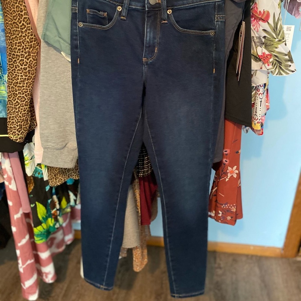 Universal Thread High-Rise Skinny Jeans